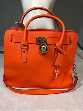 MICHAEL KORS ORANGE LEATHER BAG
